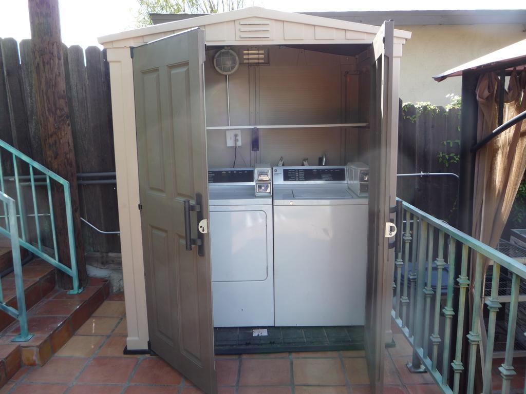 Woodland Hills Calabasas Guesthouses Los Angeles Ngoại thất bức ảnh