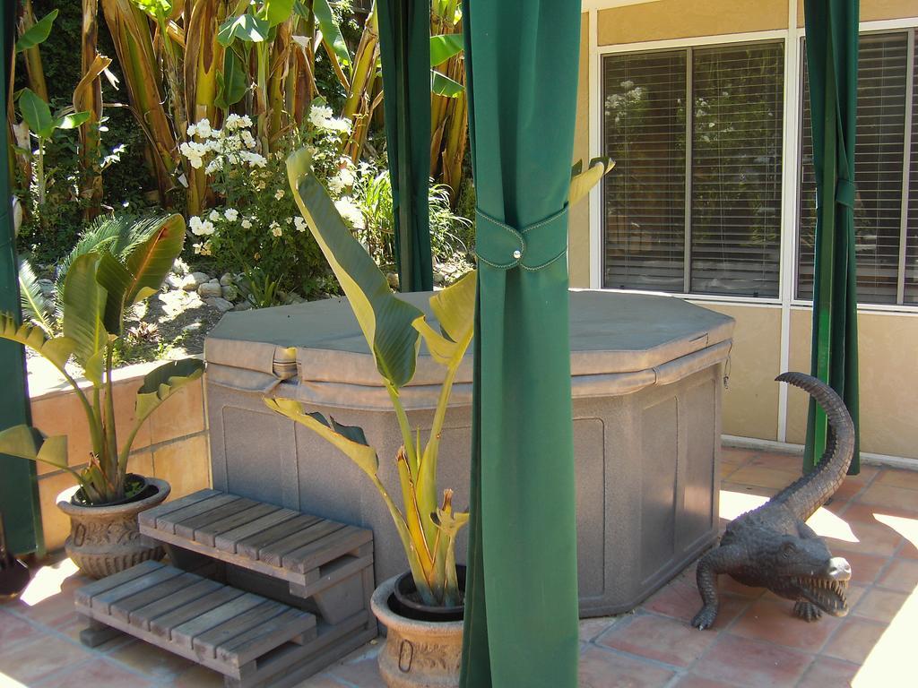 Woodland Hills Calabasas Guesthouses Los Angeles Ngoại thất bức ảnh